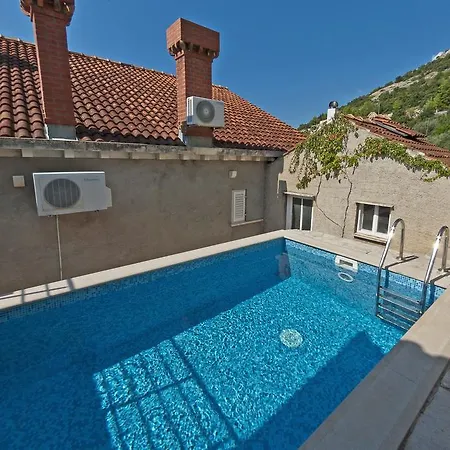 Ferienhaus Ivanino *