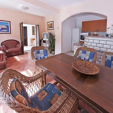 Ferienhaus Ivanino